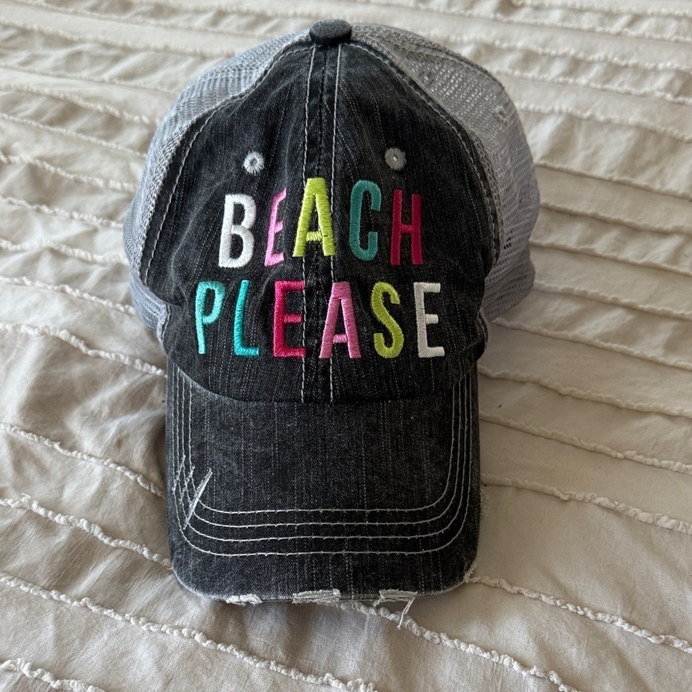 Black and Gray 'Beach Please' Cap